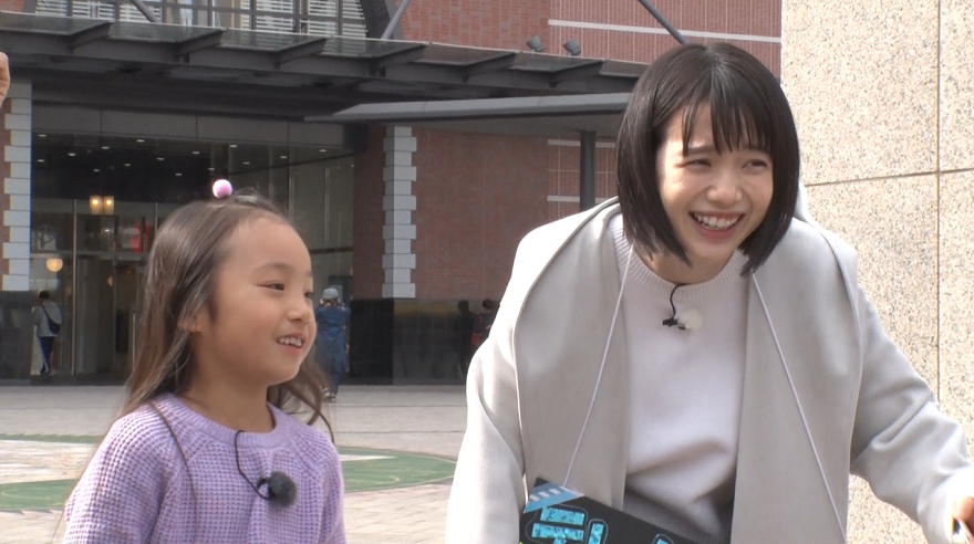 弘中アナ、仰天！7歳の天才少女、超難曲『You Raise Me Up』をド迫力の歌声で熱唱