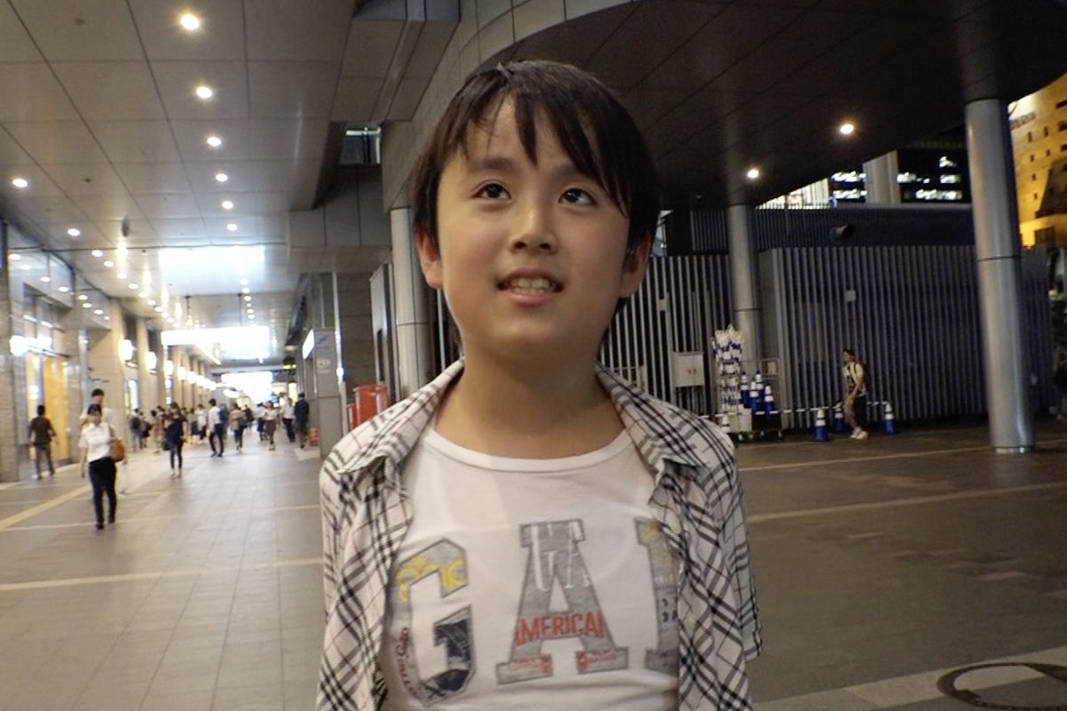 “和田アキ子愛”が強すぎる小6男子、あの名曲を歌い福岡の駅前を騒然とさせる！