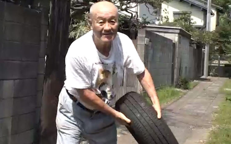 80歳でボクシングチャンピオンに！　タイヤをぶん投げるおじいちゃんは、驚くほど向上心の塊だった：カンニング竹山の新しい人生、始めます！