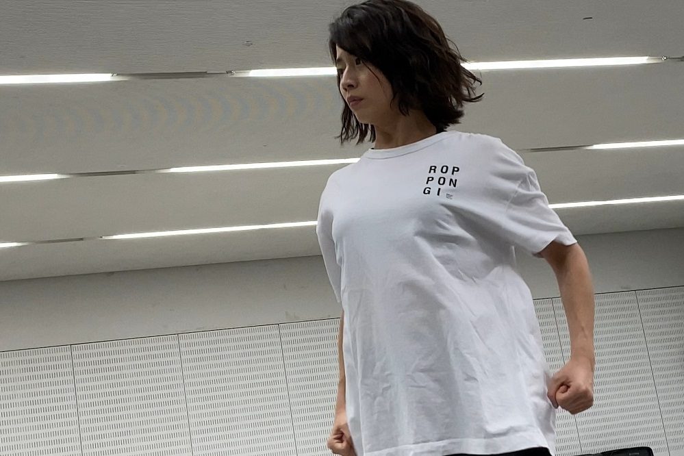 田中萌アナ、欅坂46の超難曲『不協和音』を本気で踊る！「2キロ痩せました」