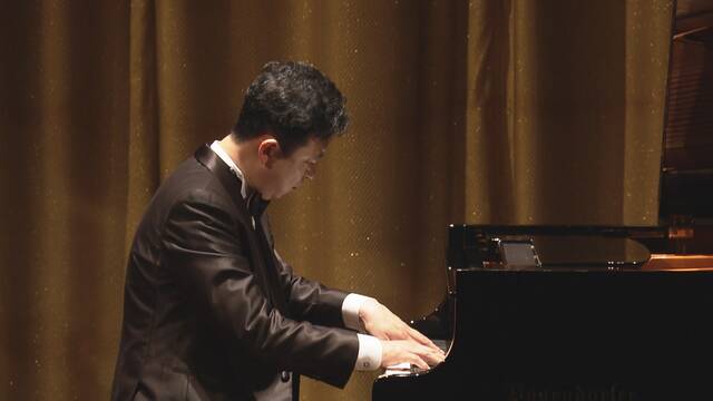 「北朝鮮で生まれなければ…」“脱北ピアニスト”が初来日し演奏会を開催、その波乱の人生とは？
